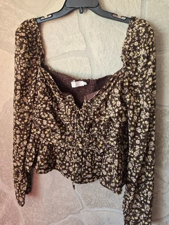 ASTR Floral Ruched Peplum Top XL - Picture 10 of 11